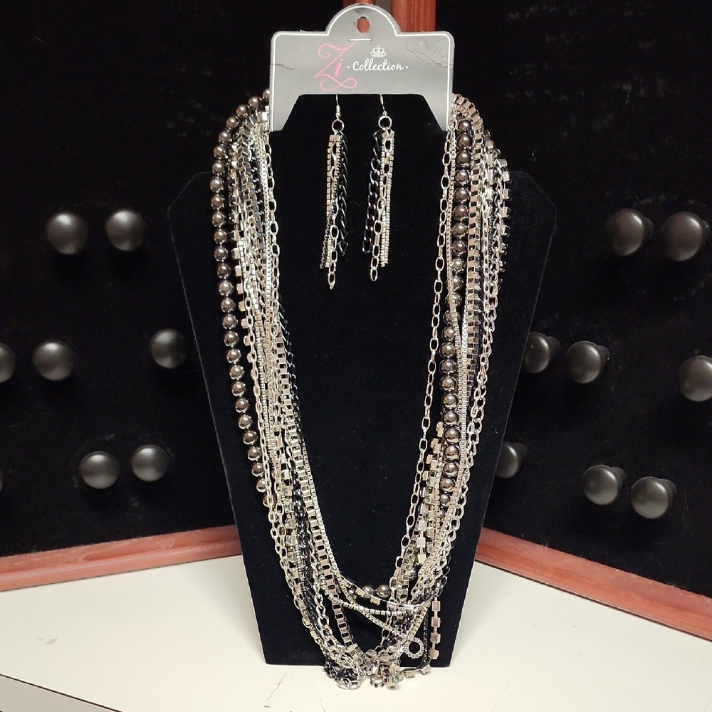 Paparazzi Zi Collection Necklace And Earrings - Epic